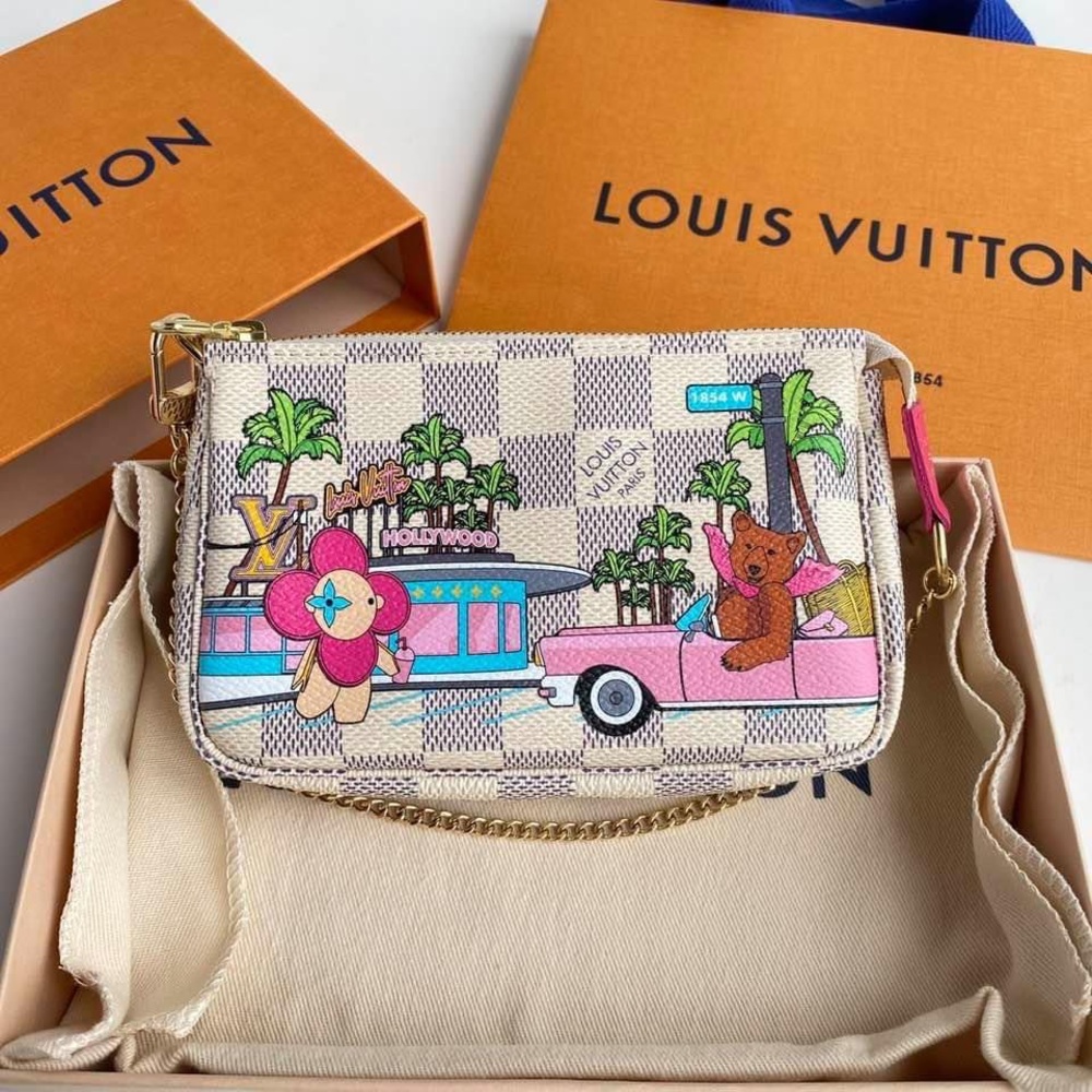 Limited Vivienne in Hollywood